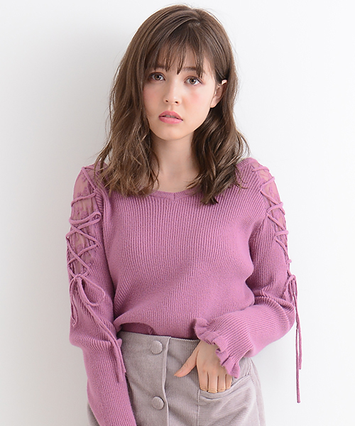 MAJESTIC LEGON（マジェスティックレゴン）の「【WEB限定価格】レース編み上げニットプルオーバー（ニット/セーター・レディース・グリーン/ブラック/ピンク系その他/マスタード/アイボリー/ピンク・MEDIUM）」の6枚目の写真