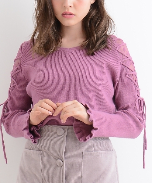 MAJESTIC LEGON（マジェスティックレゴン）の「【WEB限定価格】レース編み上げニットプルオーバー（ニット/セーター・レディース・グリーン/ブラック/ピンク系その他/マスタード/アイボリー/ピンク・MEDIUM）」の18枚目の写真