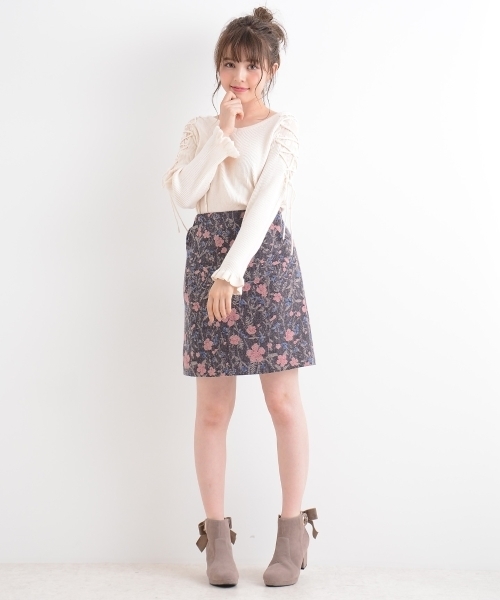 MAJESTIC LEGON（マジェスティックレゴン）の「【WEB限定価格】レース編み上げニットプルオーバー（ニット/セーター・レディース・グリーン/ブラック/ピンク系その他/マスタード/アイボリー/ピンク・MEDIUM）」の14枚目の写真