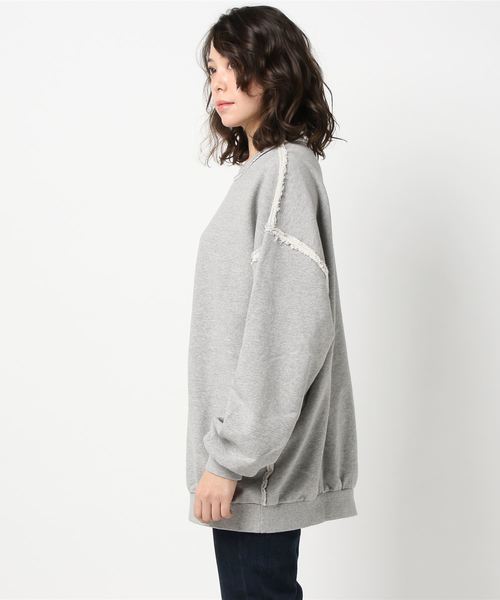 PUNYUS（プニュズ）の「バックロゴ切り替えスウェット（スウェット・レディース・ワイン/ブラック/杢グレー・4/3）」の4枚目の写真