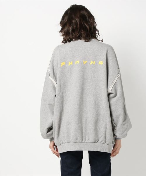 PUNYUS（プニュズ）の「バックロゴ切り替えスウェット（スウェット・レディース・ワイン/ブラック/杢グレー・4/3）」の5枚目の写真