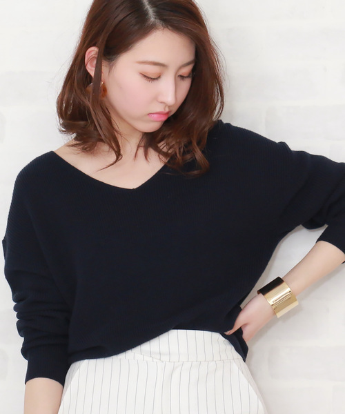 N.（N. Natural Beauty Basic）（エヌエヌナチュラルビューティーベーシック）の「ハイゲージアゼＶネックニット（ニット/セーター・レディース・ホワイト/イエロー/ピンク/ブルー/ネイビー・MEDIUM）」の3枚目の写真