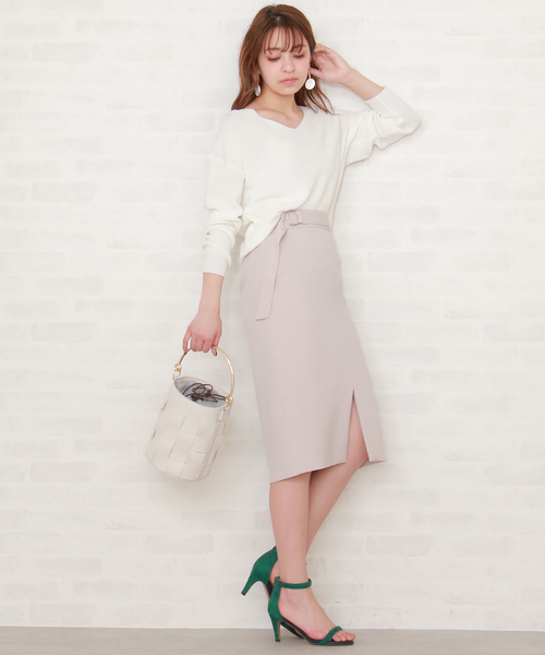 N.（N. Natural Beauty Basic）（エヌエヌナチュラルビューティーベーシック）の「ハイゲージアゼＶネックニット（ニット/セーター・レディース・ホワイト/イエロー/ピンク/ブルー/ネイビー・MEDIUM）」の11枚目の写真