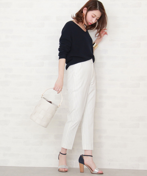 N.（N. Natural Beauty Basic）（エヌエヌナチュラルビューティーベーシック）の「ハイゲージアゼＶネックニット（ニット/セーター・レディース・ホワイト/イエロー/ピンク/ブルー/ネイビー・MEDIUM）」の14枚目の写真