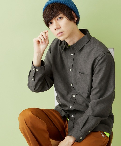 MONO-MART（モノマート）の「ポリトロリラックスレギュラーカラーL/Sシャツ（シャツ/ブラウス・メンズ・チャコールグレー/ブラック/ネイビー/ダークパープル/ライトベージュ/ダークベージュ/テラコッタ・M/L/XL）」の3枚目の写真