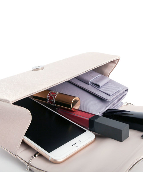 DRESS STAR（ドレス スター）の「パールビジューラディアルサテンプリーツバッグ（クラッチバッグ・レディース・ブラック/シャンパン/シルバー・フリー）」の8枚目の写真