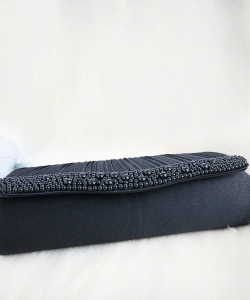 DRESS STAR（ドレス スター）の「パールビジューラディアルサテンプリーツバッグ（クラッチバッグ・レディース・ブラック/シャンパン/シルバー・フリー）」の7枚目の写真