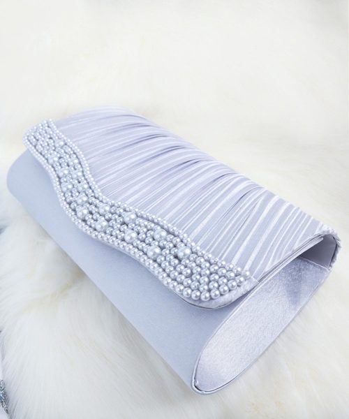 DRESS STAR（ドレス スター）の「パールビジューラディアルサテンプリーツバッグ（クラッチバッグ・レディース・ブラック/シャンパン/シルバー・フリー）」の12枚目の写真