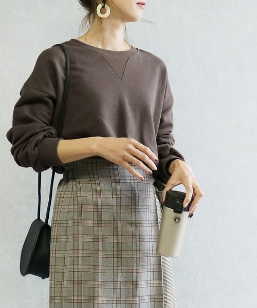 reca（レカ）の「シンプル無地スウェット（スウェット・レディース・ベージュ/カーキ/ラベンダー/ピンク/グレー/ホワイト系その他/ブラウン/モカ/オフホワイト/ピンク系その他・FREE）」の6枚目の写真