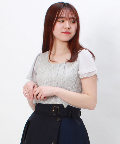 TRUDEA（トルディア）の「【接触冷感シルケット素材】　前身頃レース・袖シフォン　半袖カットソー（Tシャツ/カットソー・レディース・ホワイト/ライトグレー/ブラック/ベージュ/サックスブルー/ピンク・SMALL/MEDIUM/LARGE）」の4枚目の写真