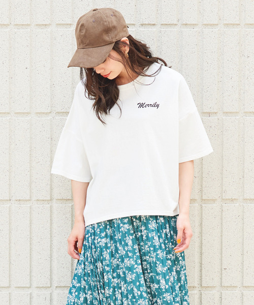 Girly Doll(ガーリードール)の「刺繍ロゴTシャツ(Tシャツ/カットソー・レディース・クリーム/杢グレー/オフホワイト・FREE)」の9枚目の写真