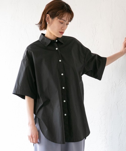 LOWRYS FARM（ローリーズファーム）の「ハーフスリーブチュニックシャツ　878586（シャツ/ブラウス・レディース・オフホワイト/イエロー/ブルー/ブラック・FREE）」の2枚目の写真