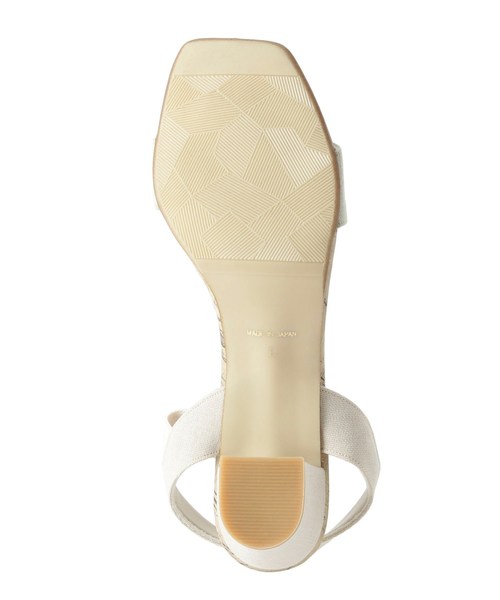 grove（グローブ）の「【WEB限定カラーあり】日本製やわここちサンダル（サンダル・レディース・アイボリー/シルバー/ブラック/ライトグリーン/イエロー系9/アイボリー系7/ライトグレー系7・25/35/45）」の13枚目の写真