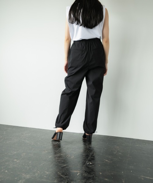 yuw(ユウ)の「ベイカーパンツ 893532(その他パンツ・レディース・ブラック/カーキ・MEDIUM/LARGE)」の7枚目の写真