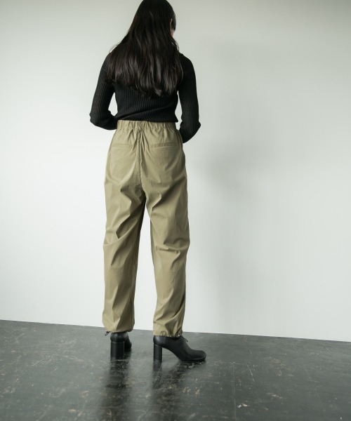 yuw(ユウ)の「ベイカーパンツ 893532(その他パンツ・レディース・ブラック/カーキ・MEDIUM/LARGE)」の3枚目の写真