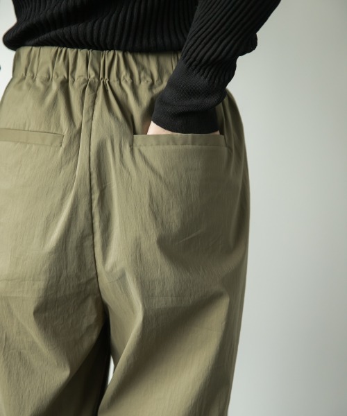 yuw(ユウ)の「ベイカーパンツ 893532(その他パンツ・レディース・ブラック/カーキ・MEDIUM/LARGE)」の8枚目の写真