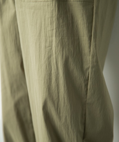 yuw(ユウ)の「ベイカーパンツ 893532(その他パンツ・レディース・ブラック/カーキ・MEDIUM/LARGE)」の12枚目の写真