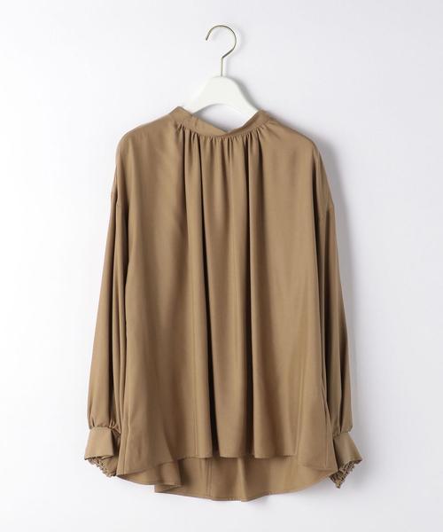 green label relaxing(グリーンレーベルリラクシング)の「CFC スタンドネック ボリュームスリーブ ブラウス(シャツ/ブラウス・レディース・オフホワイト/ベージュ/イエロー・FREE)」の3枚目の写真