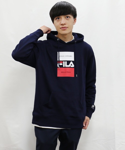 FILA(フィラ)の「【FILA/フィラ】デザインプリント ビッグシルエット スウェット パーカー 裏毛(パーカー・メンズ・ベージュ/ブラック/ネイビー/ホワイト・L/M/LL)」の15枚目の写真