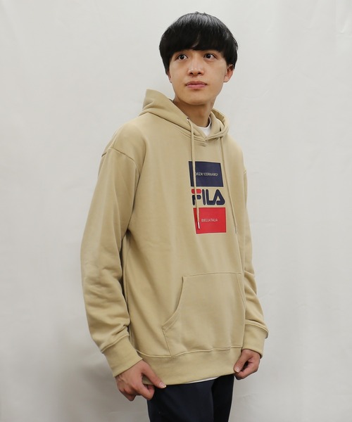 FILA(フィラ)の「【FILA/フィラ】デザインプリント ビッグシルエット スウェット パーカー 裏毛(パーカー・メンズ・ベージュ/ブラック/ネイビー/ホワイト・L/M/LL)」の18枚目の写真