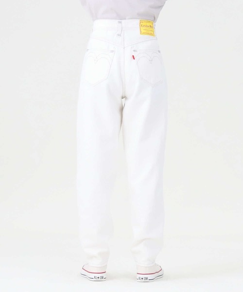 Levi's(リーバイス)の「【Levi's】「RED」ハイルーズテーパードパンツ(その他パンツ・レディース・ホワイト・24inch/25inch/26inch/27inch)」の12枚目の写真