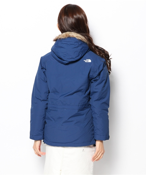 BEAMS BOY(ビームスボーイ)の「THE NORTH FACE / McMurdo Parka(ダウンジャケット/コート・レディース・ブラック/レッド/ブルー・150)」の6枚目の写真