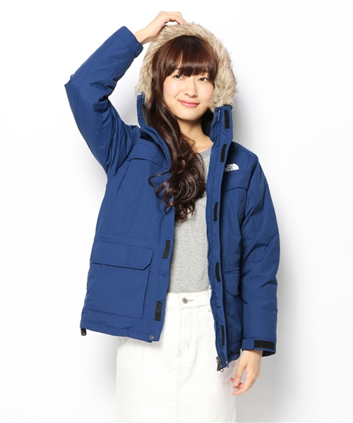 BEAMS BOY(ビームスボーイ)の「THE NORTH FACE / McMurdo Parka(ダウンジャケット/コート・レディース・ブラック/レッド/ブルー・150)」の7枚目の写真