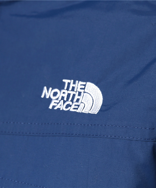 BEAMS BOY(ビームスボーイ)の「THE NORTH FACE / McMurdo Parka(ダウンジャケット/コート・レディース・ブラック/レッド/ブルー・150)」の11枚目の写真