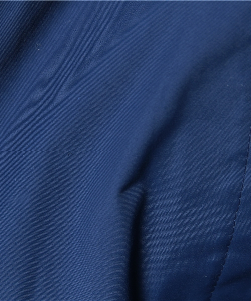 BEAMS BOY(ビームスボーイ)の「THE NORTH FACE / McMurdo Parka(ダウンジャケット/コート・レディース・ブラック/レッド/ブルー・150)」の15枚目の写真