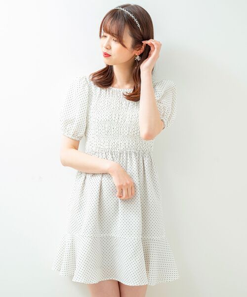 MAJESTIC LEGON(マジェスティックレゴン)の「ガーリーフラワーミニワンピ(ワンピース・レディース・ホワイト系その他2/ブルー系その他2/ブラック系その他・SMALL/MEDIUM)」の7枚目の写真