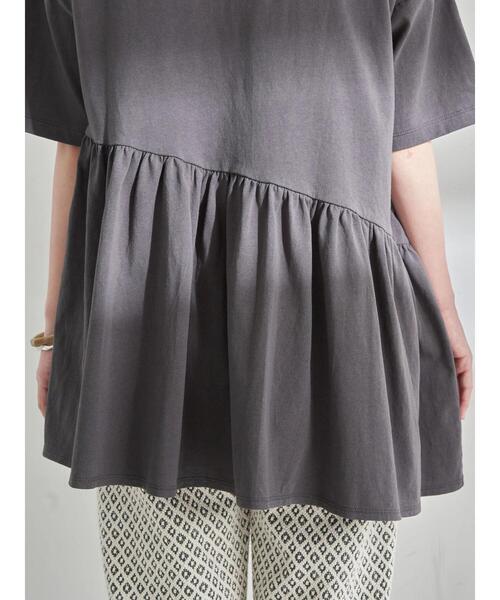 earth music&ecology（アースミュージックアンドエコロジー）の「ティアードカットチュニック ＊（Tシャツ/カットソー・レディース・チャコールグレー/オフホワイト/ミント・FREE）」の12枚目の写真