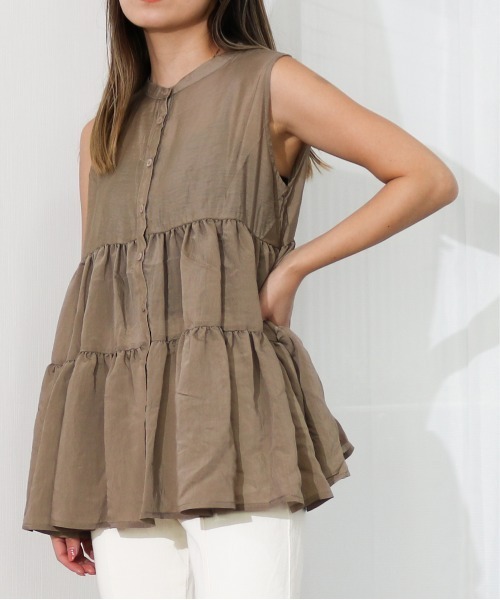 Per sist ence（パーシエンス）の「Per sist ence/パーシエンス　ティアードノースリーブシャツ（シャツ/ブラウス・レディース・グリーン/オフホワイト/ベージュ/ブラック/モカ・FREE）」の16枚目の写真