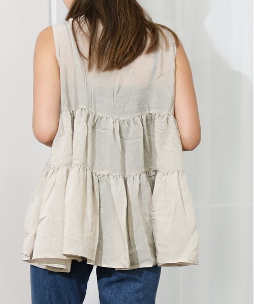 Per sist ence（パーシエンス）の「Per sist ence/パーシエンス　ティアードノースリーブシャツ（シャツ/ブラウス・レディース・グリーン/オフホワイト/ベージュ/ブラック/モカ・FREE）」の22枚目の写真