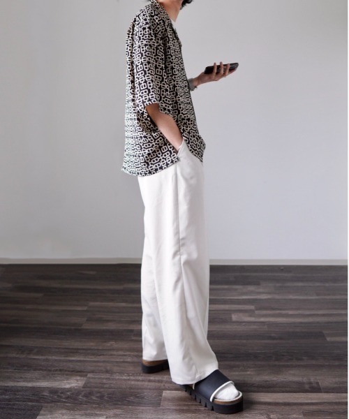 y/m by れぽすけ（イムバイレポスケ）の「オープンカラー柄シャツ（シャツ/ブラウス・メンズ・ブラック/ブラウン/ブルー・MEDIUM/LARGE）」の9枚目の写真