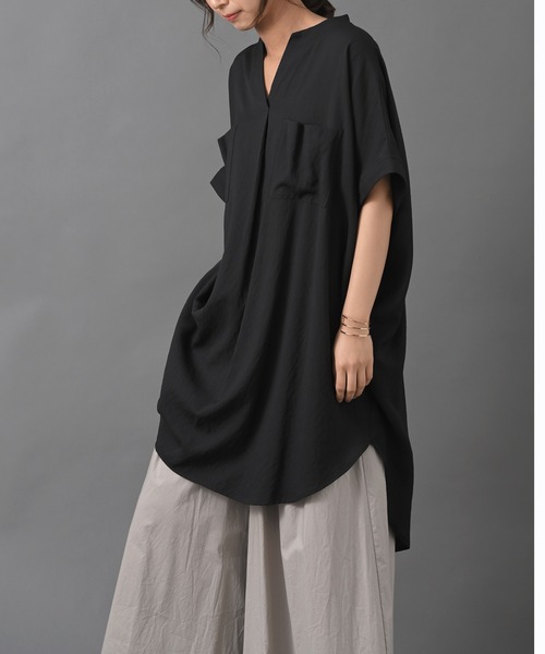 R・P・S　pura（アールピーエスピューラ）の「【WEB限定】pura　ダブルポケットスキッパーチュニック（ワンピース・レディース・ブラック/オフホワイト/アイボリー/ライトカーキ・M）」の4枚目の写真