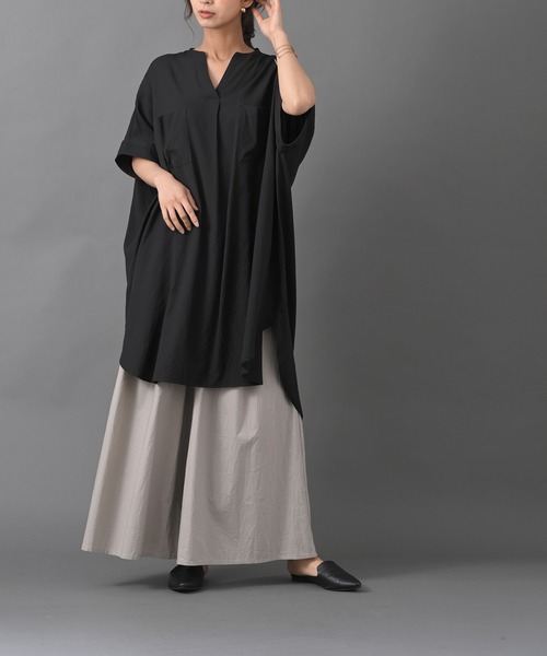 R・P・S　pura（アールピーエスピューラ）の「【WEB限定】pura　ダブルポケットスキッパーチュニック（ワンピース・レディース・ブラック/オフホワイト/アイボリー/ライトカーキ・M）」の7枚目の写真