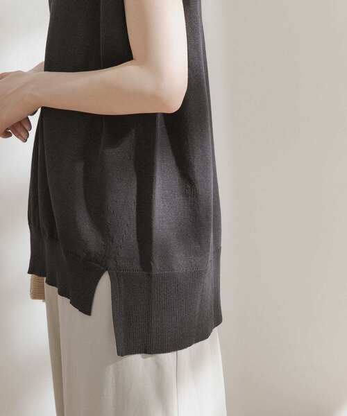 FORK&SPOON（フォークアンドスプーン）の「FORK&SPOON　ペーパーノースリーブニット（ニット/セーター・レディース・ブラック/アイボリー/ライトブラウン・ONE）」の17枚目の写真