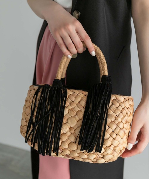 Edit Sheen（エディットシーン）の「スウェードフリンジかごバッグ（かごバッグ・レディース・キャメル/ブラック/グレー・FREE）」の4枚目の写真
