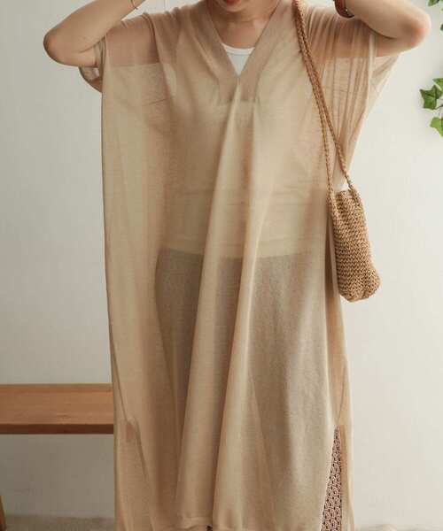 URBAN RESEARCH DOORS(アーバンリサーチドアーズ)の「カフタンニットワンピース(ワンピース・レディース・グレー系その他/ベージュ・ONE)」の1枚目の写真