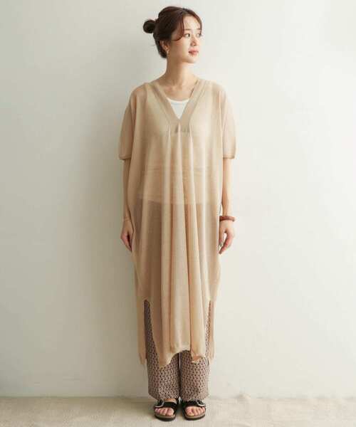 URBAN RESEARCH DOORS(アーバンリサーチドアーズ)の「カフタンニットワンピース(ワンピース・レディース・グレー系その他/ベージュ・ONE)」の16枚目の写真