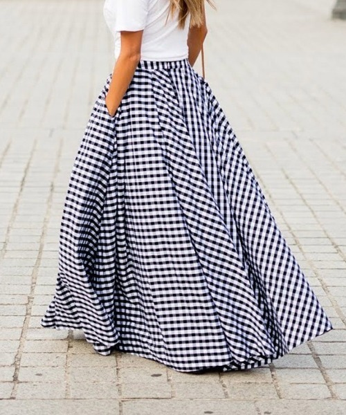 ABITOKYO(アビトーキョー)の「マキシ丈ギンガムチェックボリュウームスカート(スカート・レディース・ブラック/ブルー・S/M)」の6枚目の写真