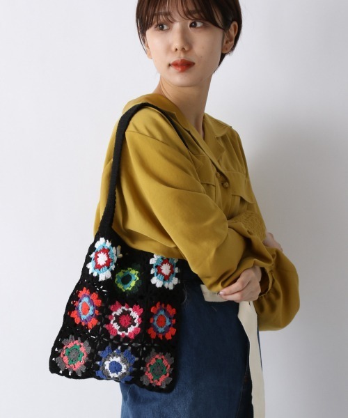 JEANASIS（ジーナシス）の「ハンドクロシェトートBAG/954582（ハンドバッグ・レディース・ブラック/グレー・FREE）」の2枚目の写真