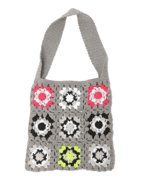 JEANASIS（ジーナシス）の「ハンドクロシェトートBAG/954582（ハンドバッグ・レディース・ブラック/グレー・FREE）」の12枚目の写真
