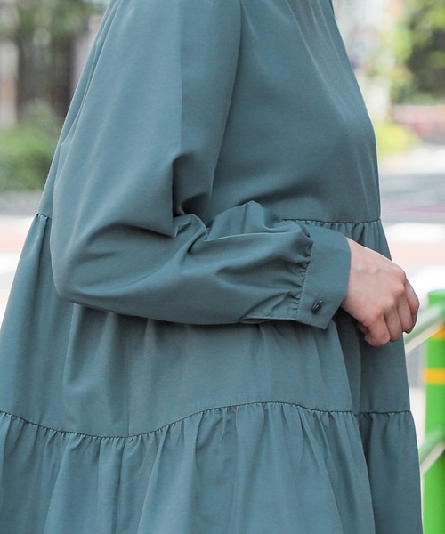 Honeys(ハニーズ)の「ティアードブラウス(シャツ/ブラウス・レディース・ブラック/ブラウン/アイボリー/ブルーグリーン・S/M/L)」の6枚目の写真