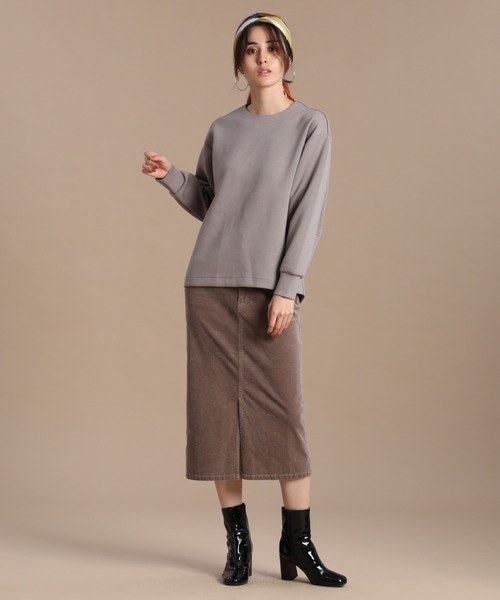 INED（イネド）の「コーデュロイタイトスカート（スカート・レディース・サンドグレー/ライトグレー/アイボリー・9号/7号/11号）」の5枚目の写真