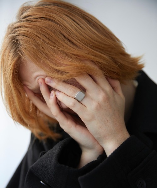 ln fortis（ロンフォルティス）の「ln fortis マットシルバーデザインリング（リング・メンズ・シルバー/シルバー系その他・FREE）」の2枚目の写真