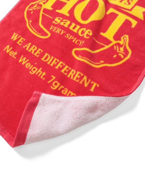 LFYT（エルエフワイティー）の「LFYT ラファイエット [Lafayette] - x ハラルガイズ [THE HALAL GUYS] コラボ ホットソース タオル [HOT SAUCE TOWEL]（タオル・メンズ・レッド・ONE SIZE）」の5枚目の写真