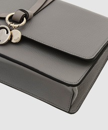 Chloé クラッチバッグ Chloe（クロエ）の「ALPHABET / クラッチバッグ CLUTCH ON CHAIN
