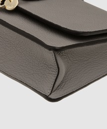 Chloé クラッチバッグ Chloe（クロエ）の「ALPHABET / クラッチバッグ CLUTCH ON CHAIN