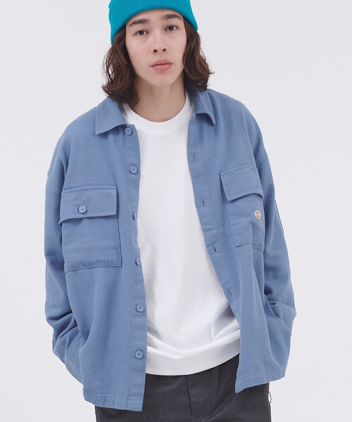 Dickies(ディッキーズ)の「Dickies/ディッキーズ ベーシック綾織りドロップショルダーワークシャツ(シャツ/ブラウス・メンズ・ブルー/ブラック/ネイビー/ベージュ・M/XL/L)」の4枚目の写真